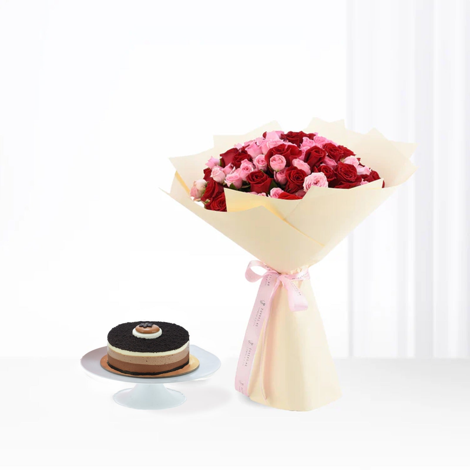 Red & Pink Spray Roses Cake Combo - Zuvees.ae