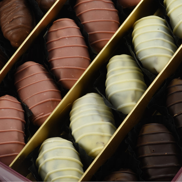 The Grand Chocolate Dates Box