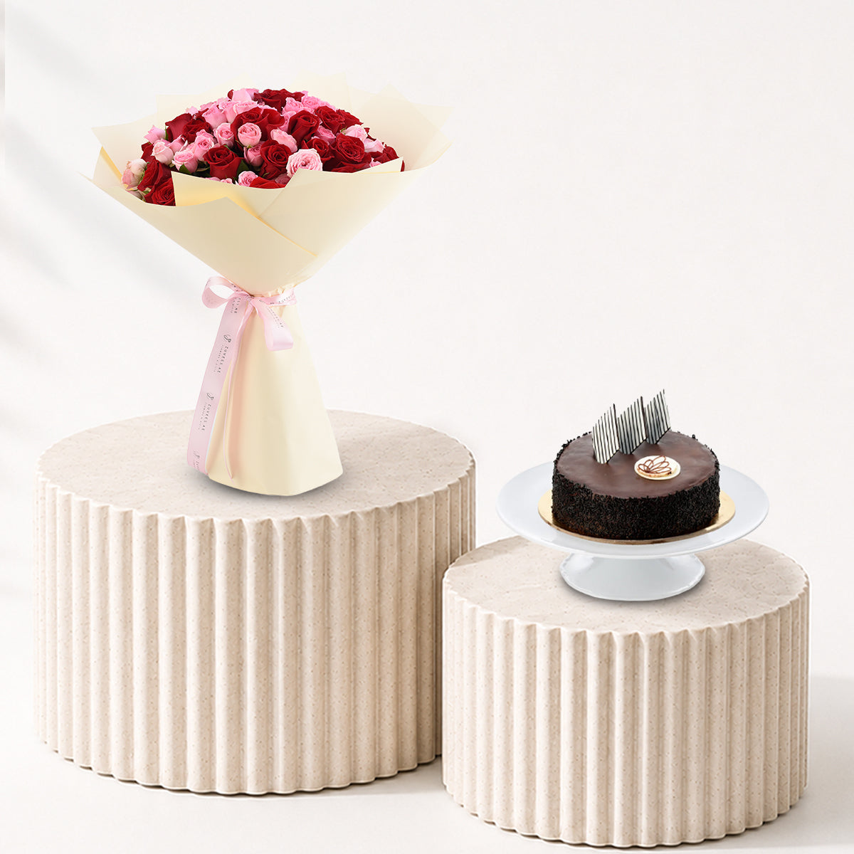 Freedom of Love 50 Rose Bouquet Cake Combo - Zuvees.ae