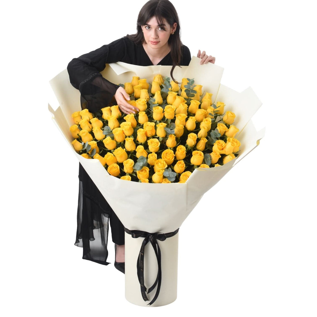 The 100 Amberlight Roses - Zuvees.ae
