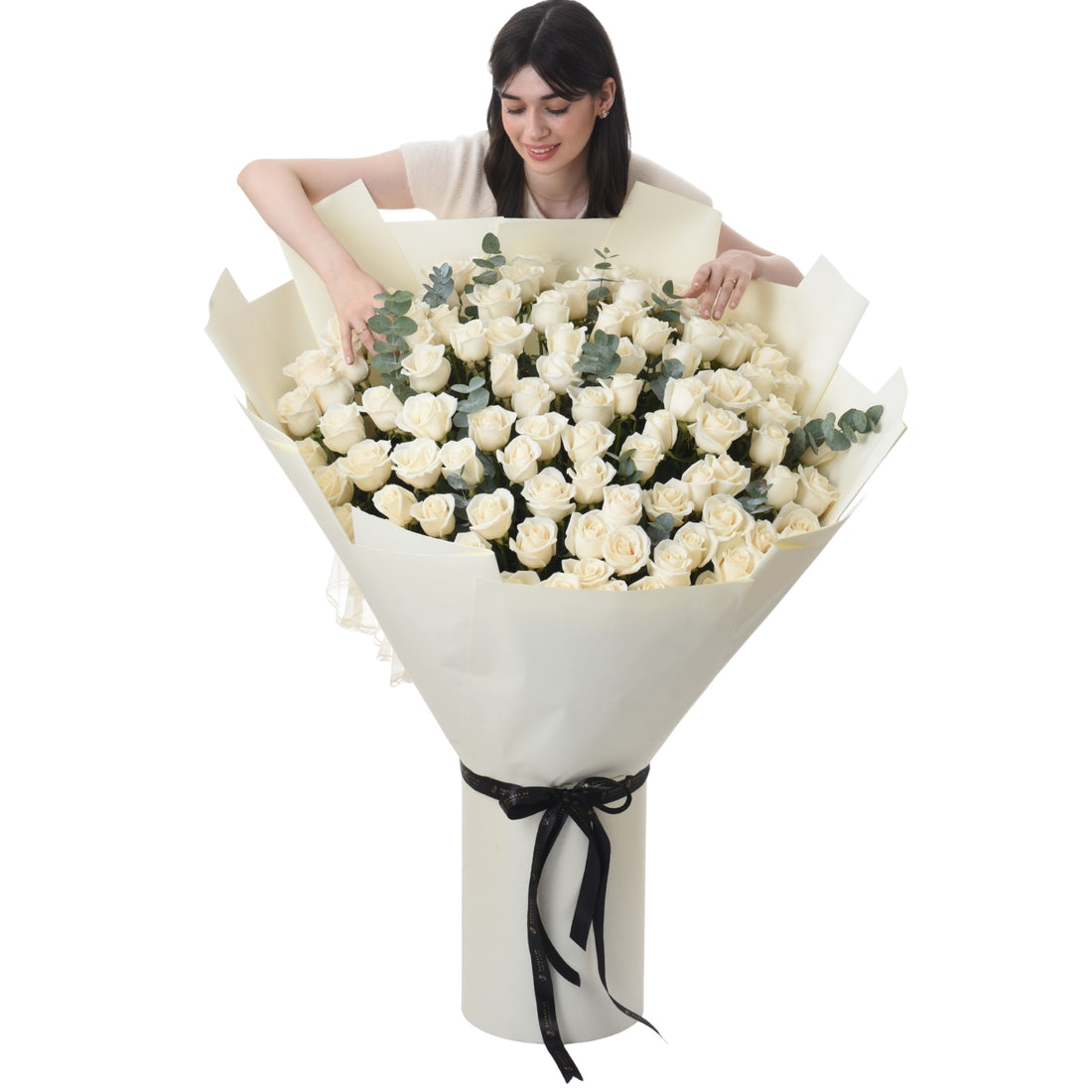 The 100 Moonlight Roses - Zuvees.ae