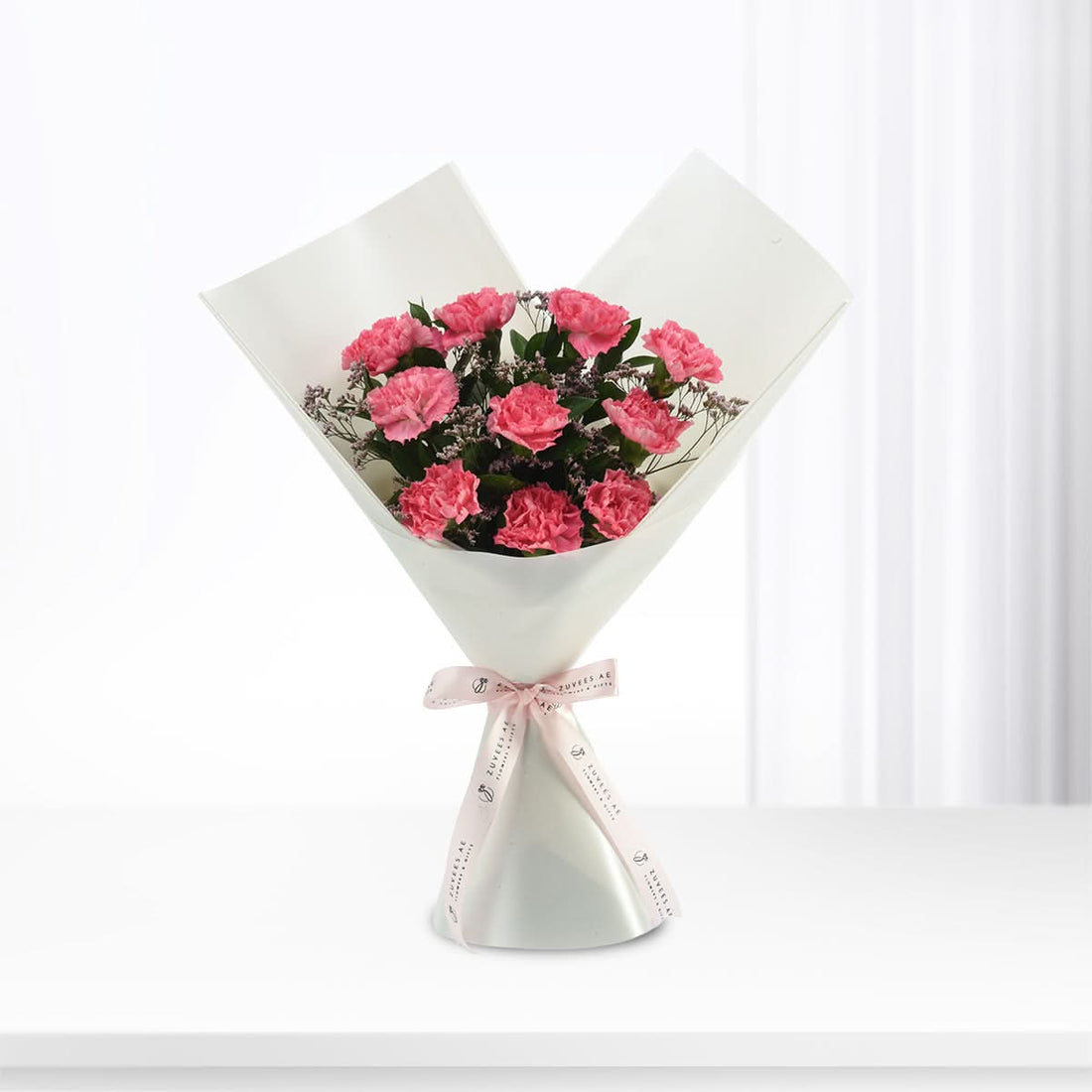 10 Velvet Carnations Bouquet - Zuvees.ae