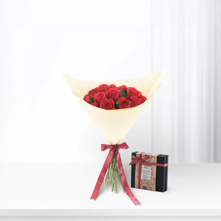 15 Roses, After Midnight Bouquet Chocolate Combo - Zuvees.ae