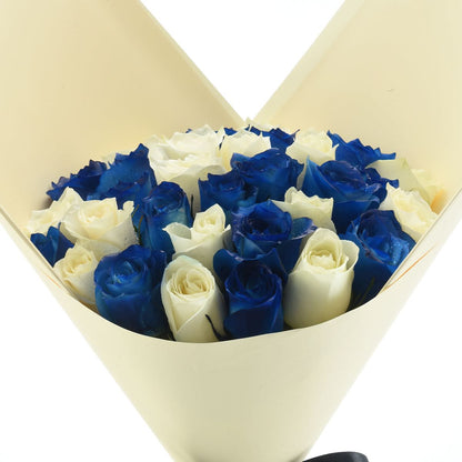 30 Noble Blooms Bouquet
