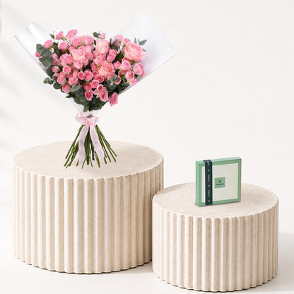 Pink Perfection with Chocolate Combo - Zuvees.ae