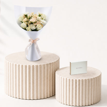 Grace &amp; Bloom Bouquet Chocolate Combo - Zuvees.ae
