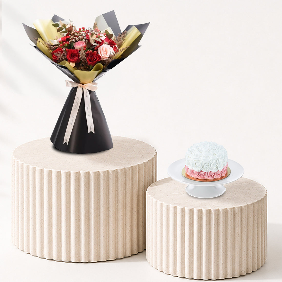 The Golden Romance Bouquet Cake Combo - Zuvees.ae