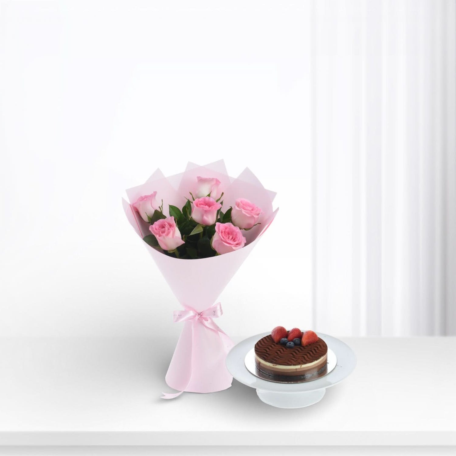 6 Notes of Pink Cake Combo - Zuvees.ae
