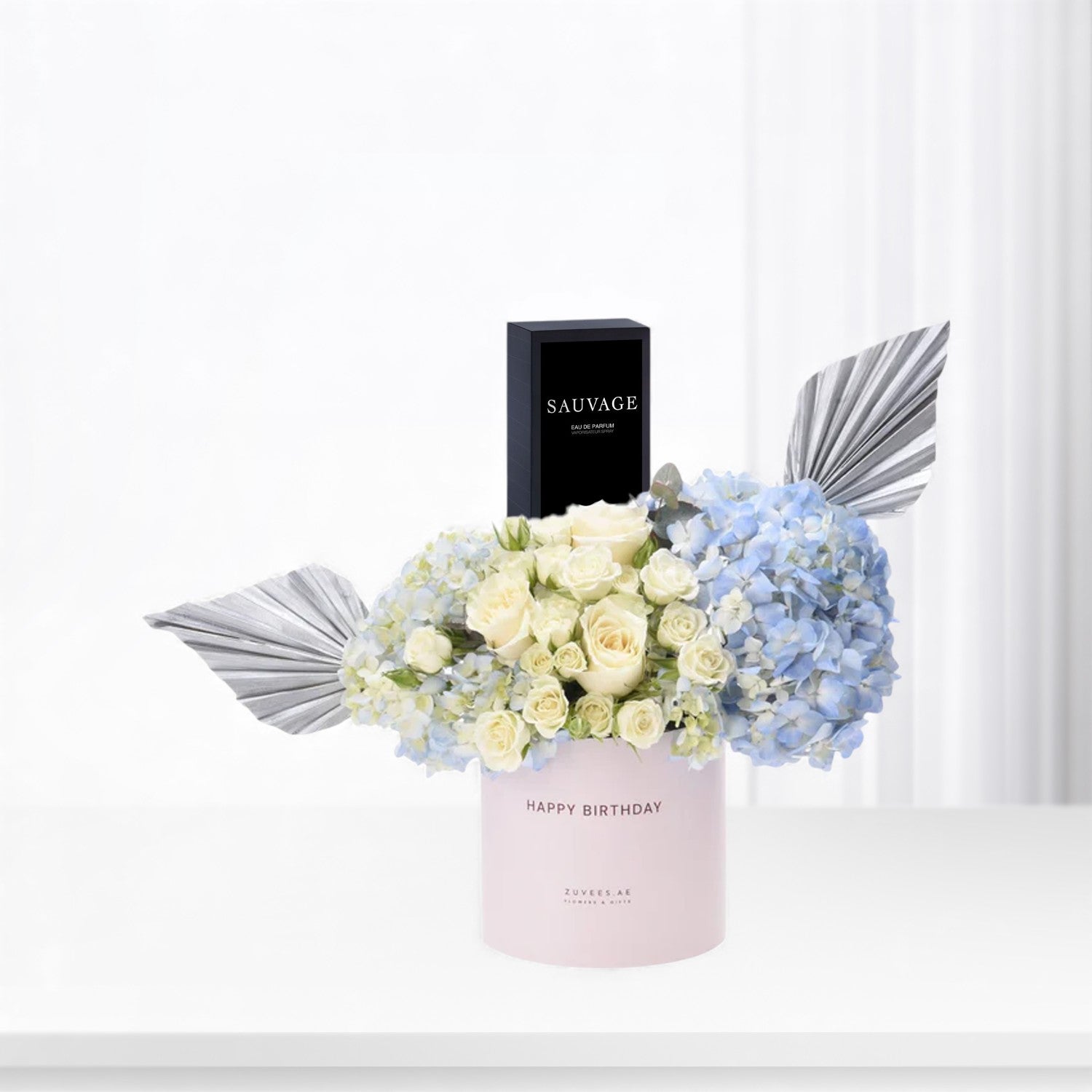 Blue &amp; White Birthday Bloom Box Perfume Combo - Zuvees.ae