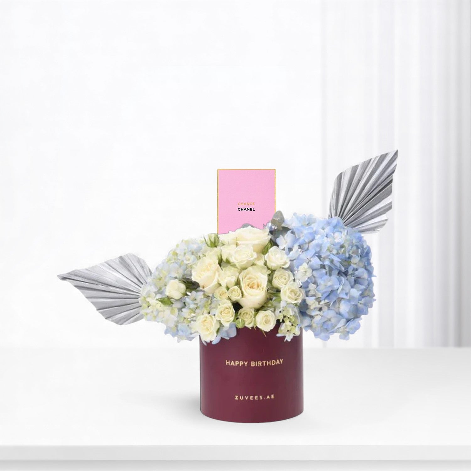 Blue &amp; White Birthday Bloom Box Perfume Combo - Zuvees.ae