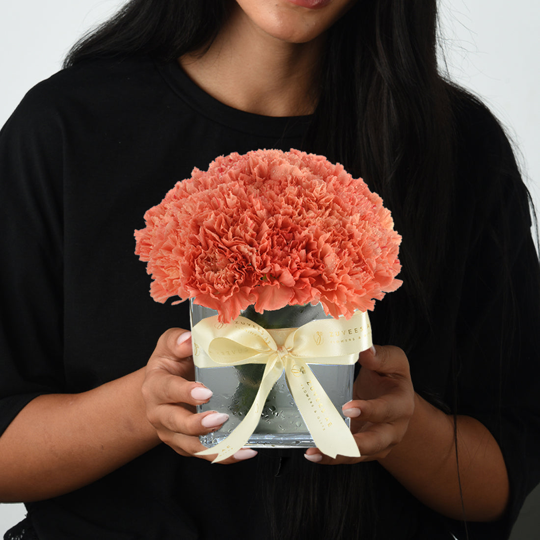 Burnished Carnations Vase - Zuvees.ae