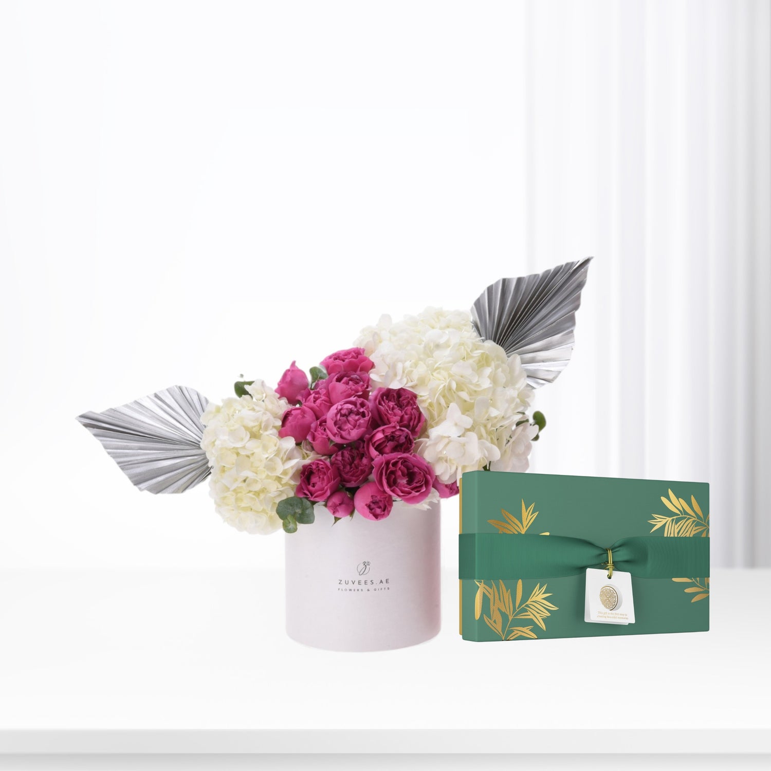 Elegant Bloom Box with Rituals Gift Set - Zuvees.ae