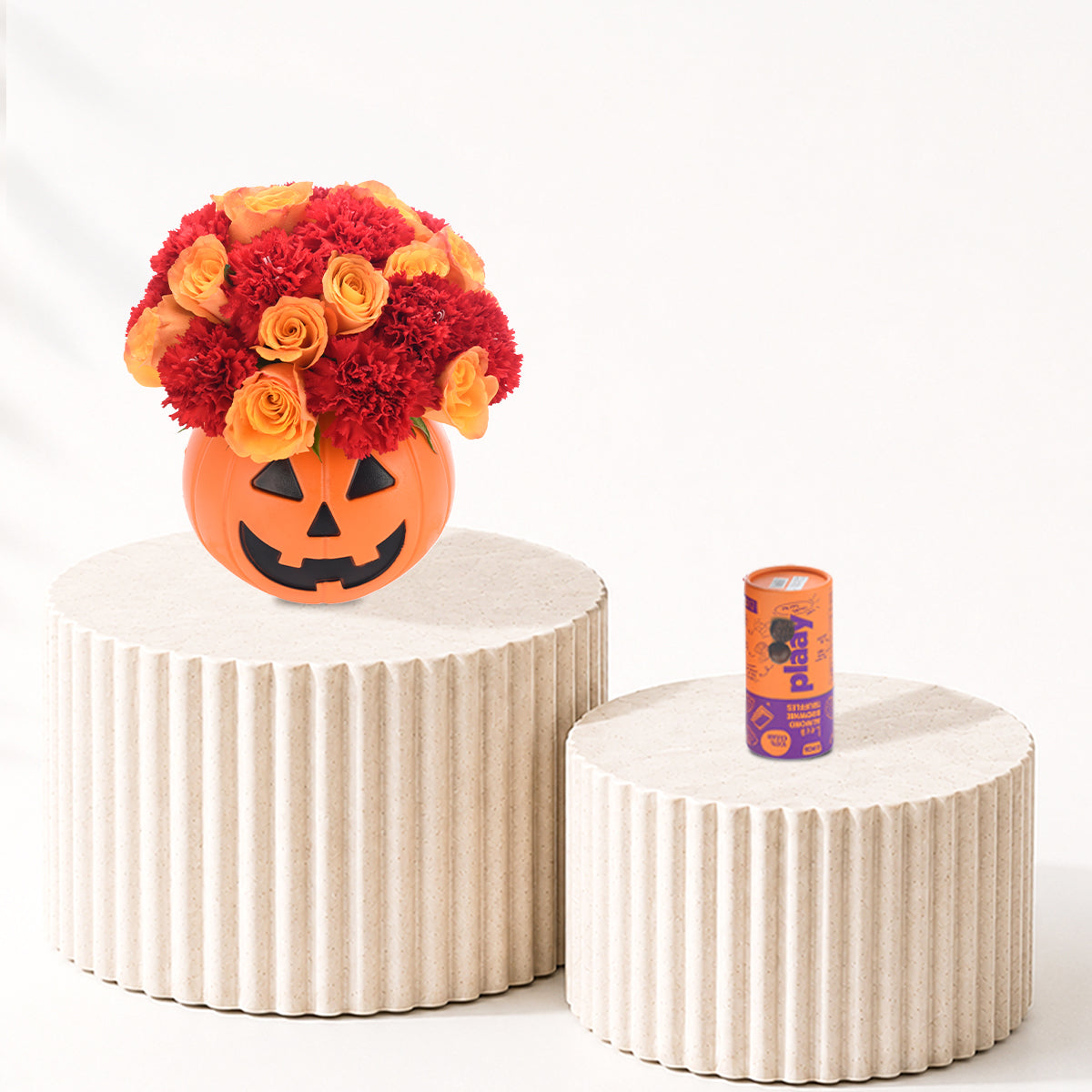 Halloween Roses &amp; Carnations In Pumpkin Indulgence Combo - Halloween Gifts