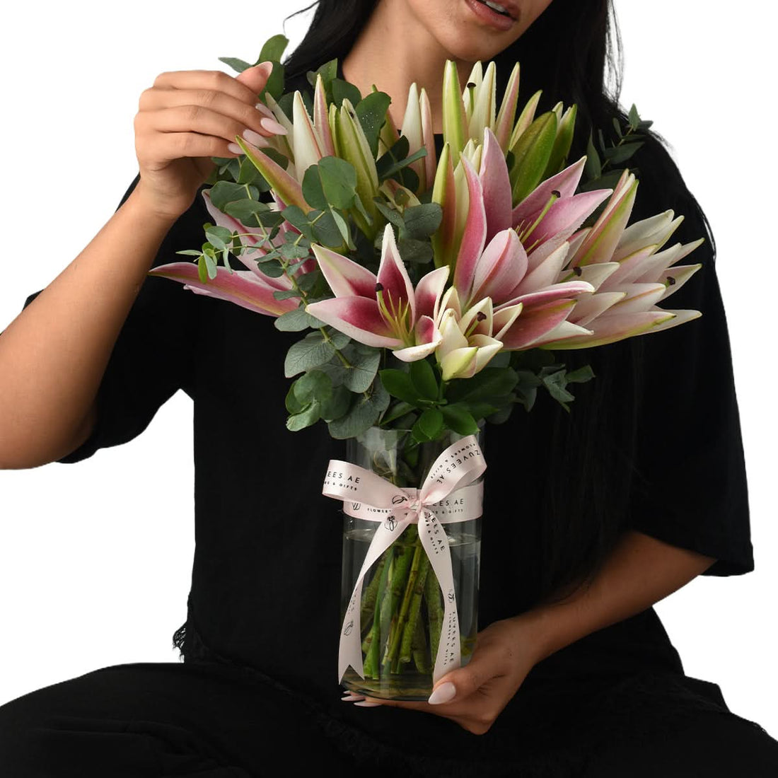 Moonblush Lilies Vase - Zuvees.ae