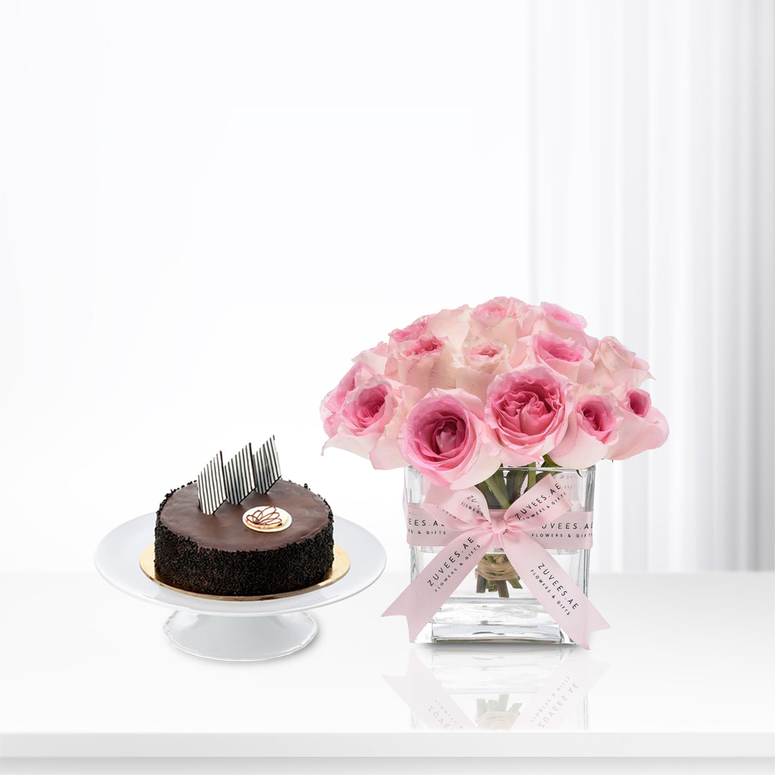 Pink Symphony In Glass Vase Cake Combo - Zuvees.ae