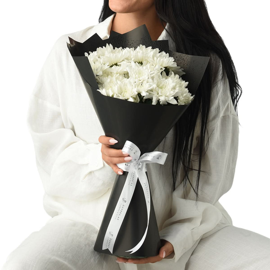 Pure White Blooms Bouquet - Zuvees.ae