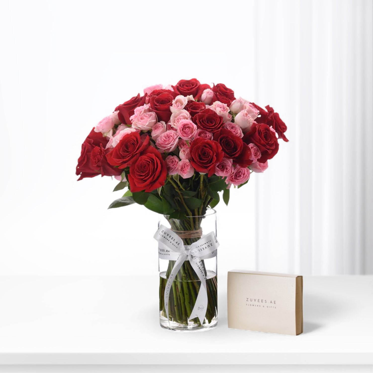 Rose Gradient Glass Vase Chocolate Combo - Zuvees.ae