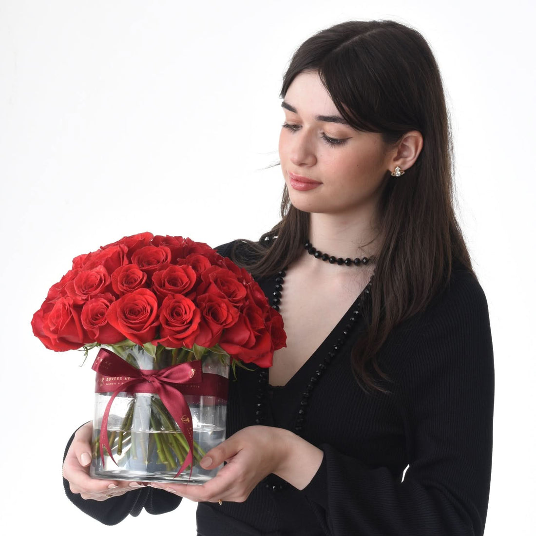 50 Red Roses In Glass Vase Cake Combo - Zuvees.ae