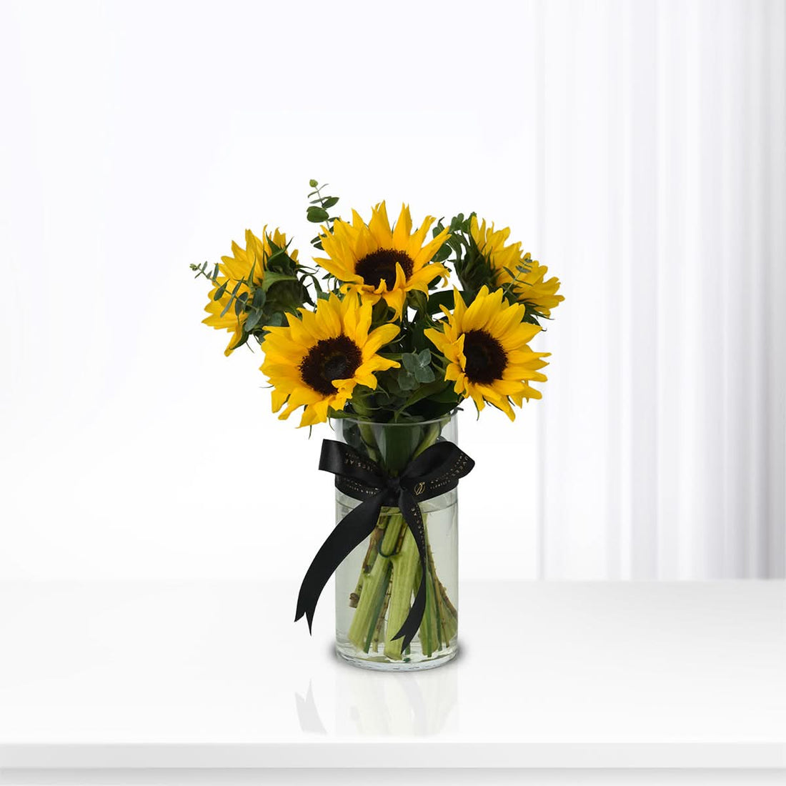Sunflower Symphony Vase - Zuvees.ae