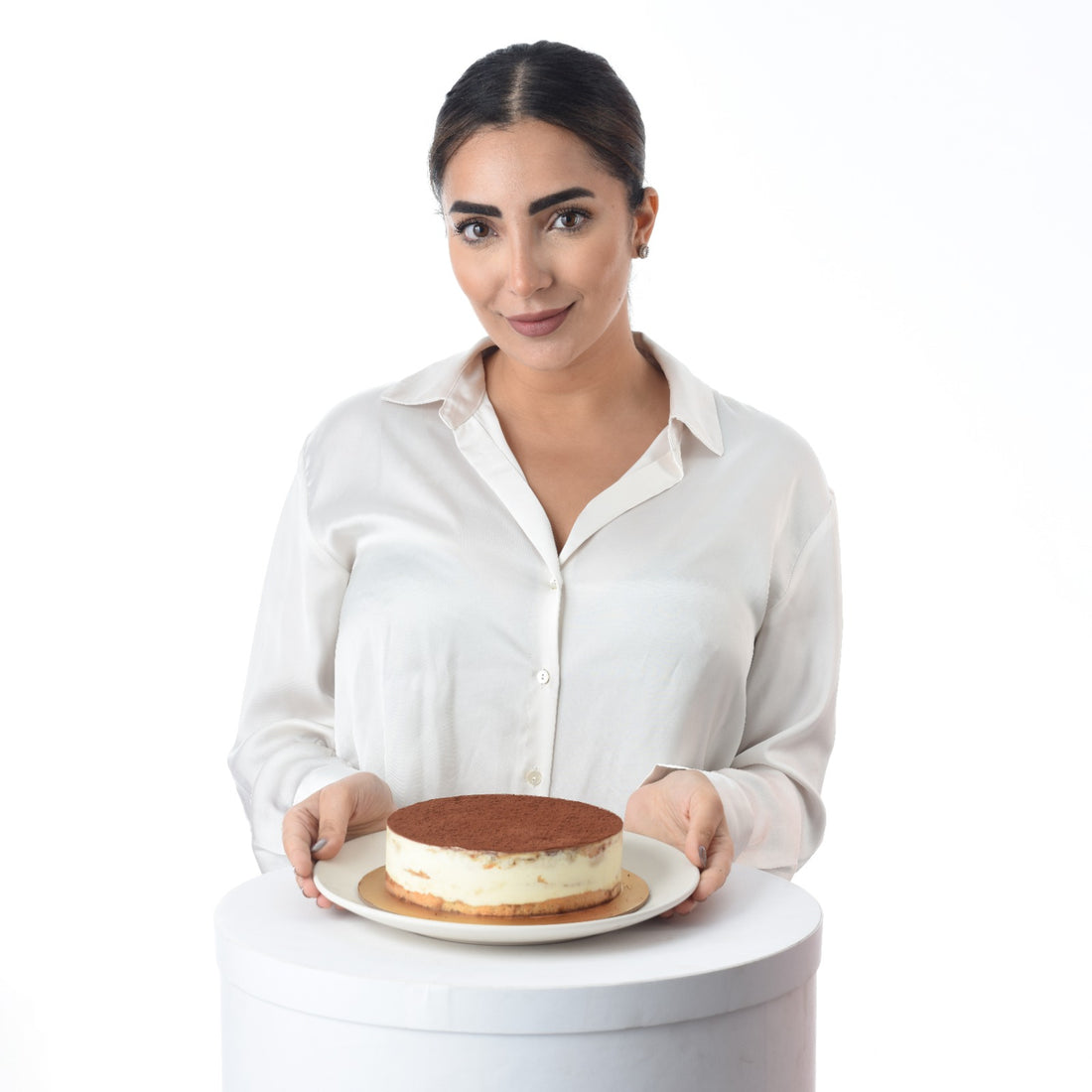 Tiramisu Cake - Zuvees.ae