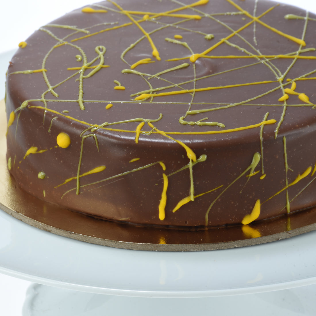 Delightful Pistachio Kunafa Cake - Zuvees.ae